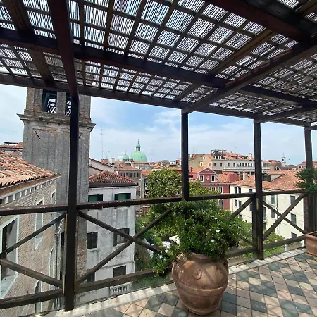 Ai Due Fanali (adults Only) Szálloda