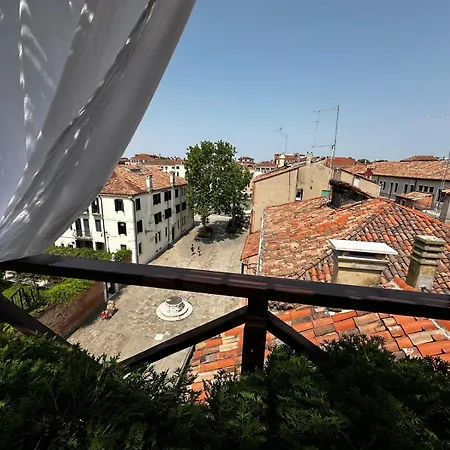 Ai Due Fanali Hotel 3*