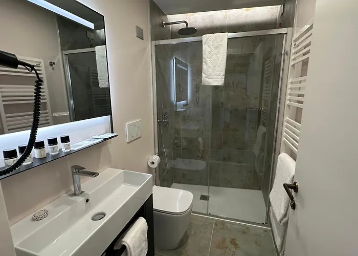 Ai Due Fanali (adults Only) Otel