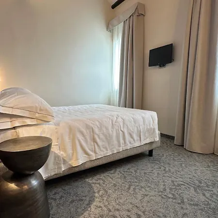 Ai Due Fanali Adults Only Отель Венеция