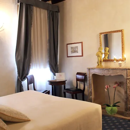 Hotel Ai Due Fanali Venecia