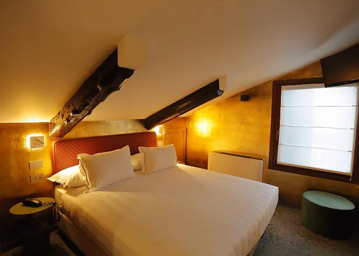 Ai Due Fanali (adults Only)