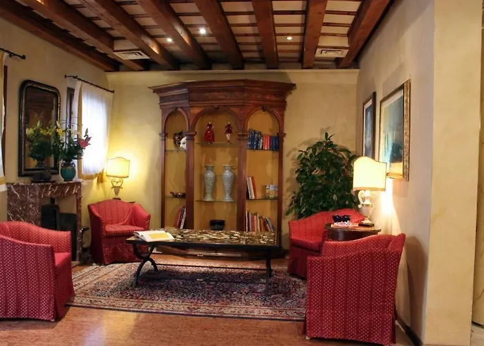 Ai Due Fanali (adults Only) 3*
