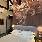 Ai Due Fanali Hotel 3*