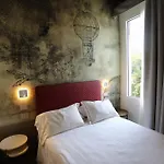 Ai Due Fanali 3*