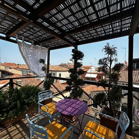 Ai Due Fanali (adults Only) 3* البندقية