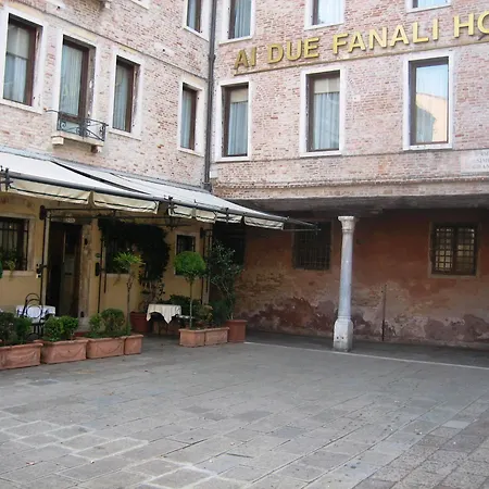 Ai Due Fanali (adults Only) 3* البندقية