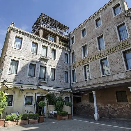 Ai Due Fanali (adults Only) 3*